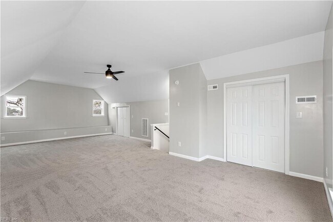 Building Photo - 6203 Hampton Blvd