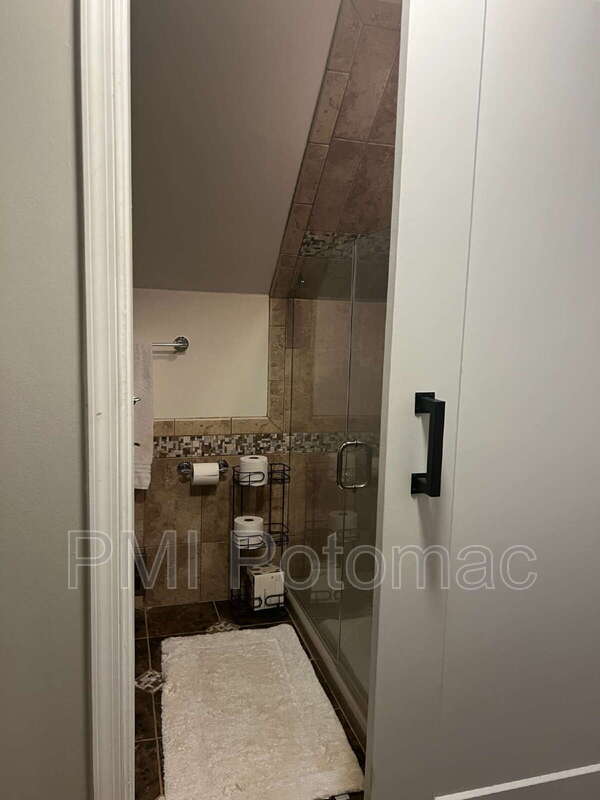 Building Photo - 12618 Kavanaugh Ln