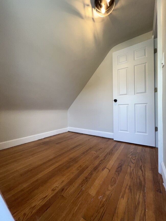 3rd bedroom upstairs - 430 S Webik Ave