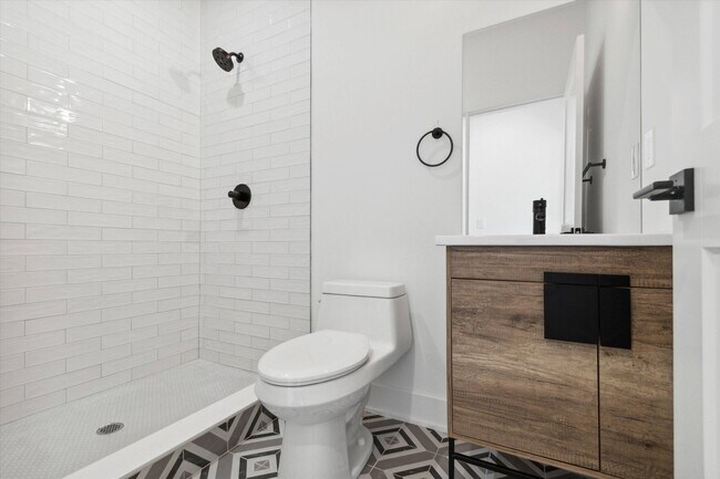 Building Photo - 1834 N 18th St