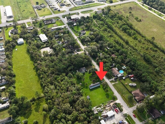 Building Photo - 9012 Spruce St