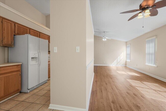Building Photo - 135 Ivernia Loop