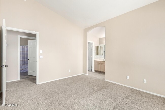 Building Photo - 5960 S Brittany Ln