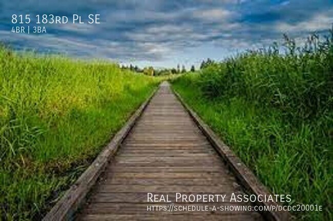 Building Photo - 815 183rd Pl SE