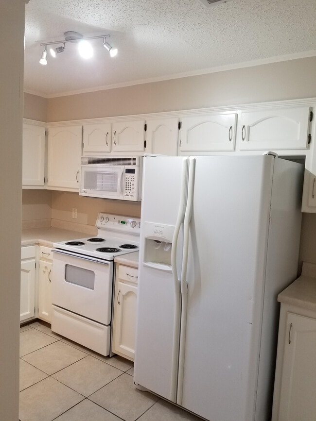 Building Photo - 9970 Smugglers Cove Ln