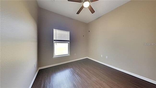 Building Photo - 876 Hacienda Cir