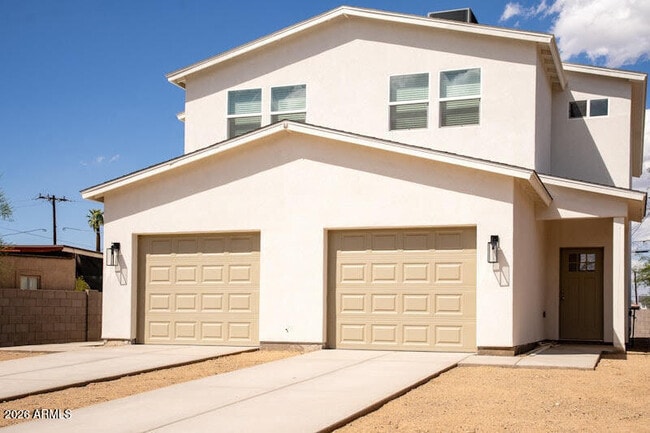 Building Photo - 2006 W Madison St