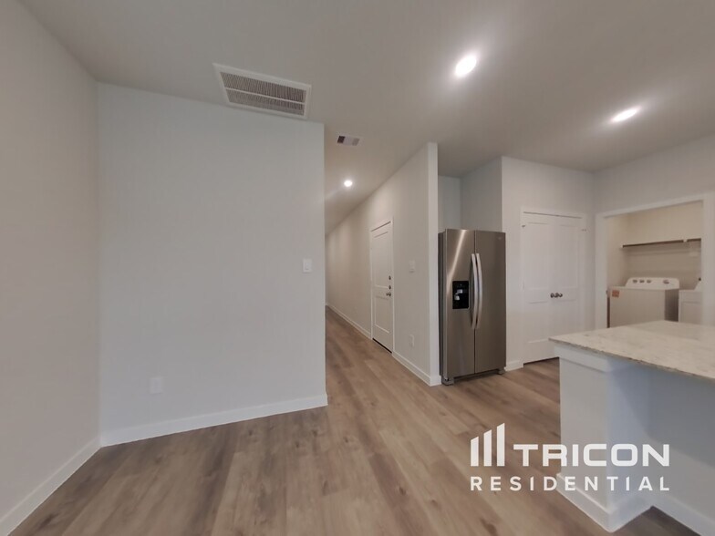 Building Photo - 11510 Prosperity Dr