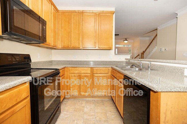 Building Photo - 1750 Heights Cir