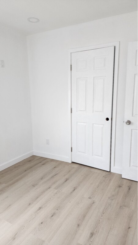 Building Photo - 10920 Lillian Ln