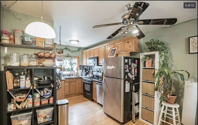 kitchen - 736 Saint Albans St