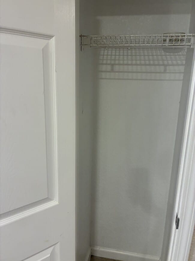 Building Photo - 6039 E Adams St