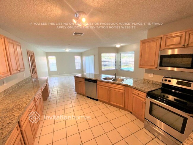 Building Photo - 22400 Martella Ave