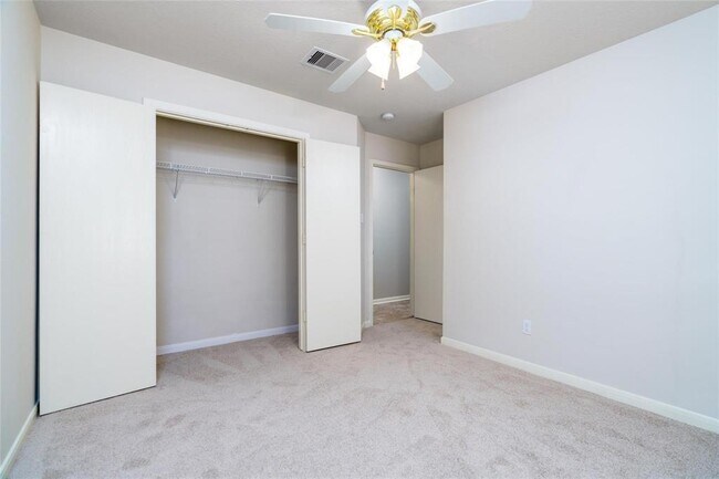 Building Photo - 15418 Forest Creek Farms Dr