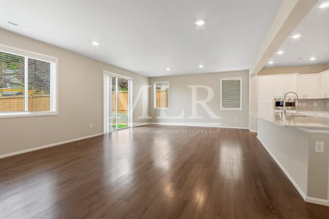 Building Photo - 20238 SE 263rd Pl