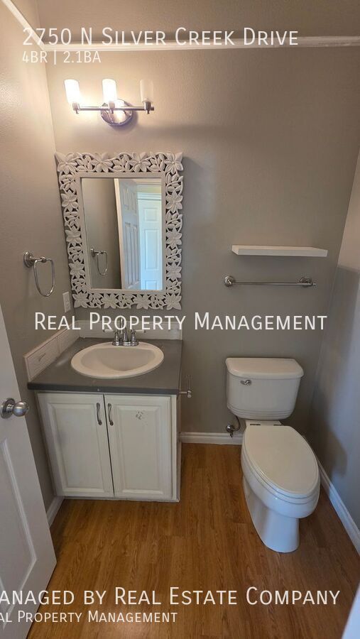 Building Photo - 2750 N Silver Creek Dr