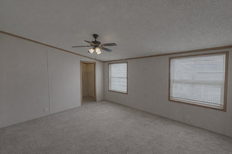 Building Photo - 307 Basket Branch