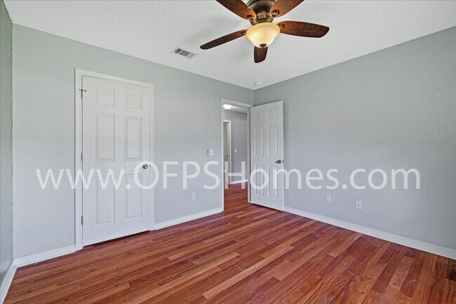 Building Photo - 5163 Whitehurst Ln