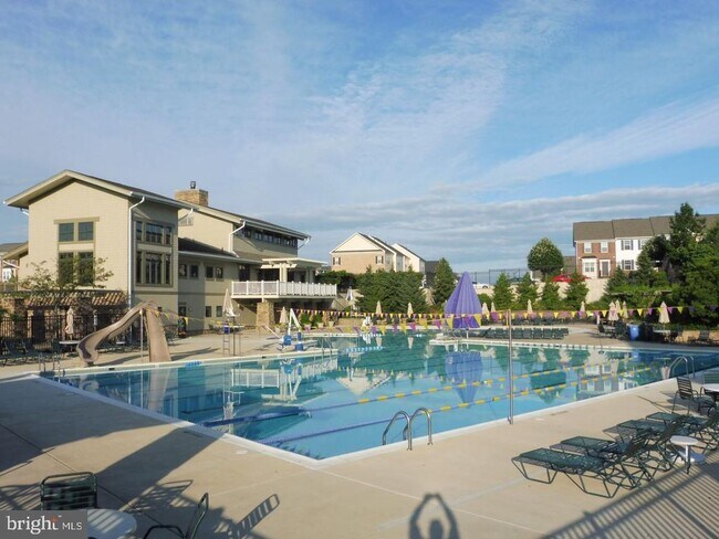 Building Photo - 12923 Benton Park Cir