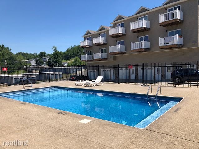 Building Photo - 2 br, 2.5 bath Townhome - 5 Tall Grass Ln