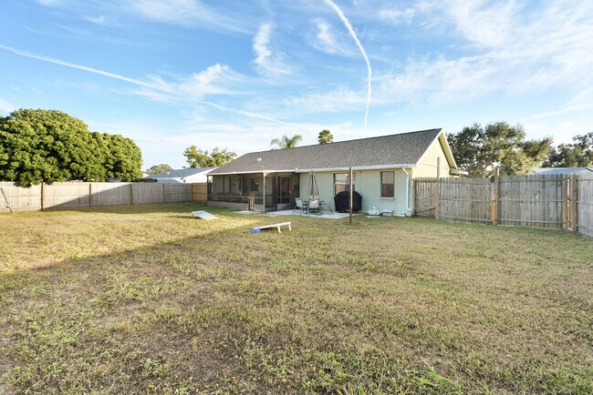 Building Photo - 2883 N Lockwood Meadows Blvd