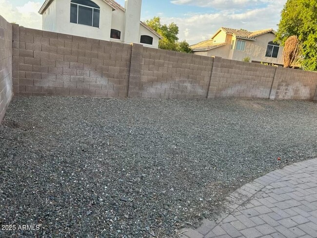 Building Photo - 7374 W Los Gatos Dr