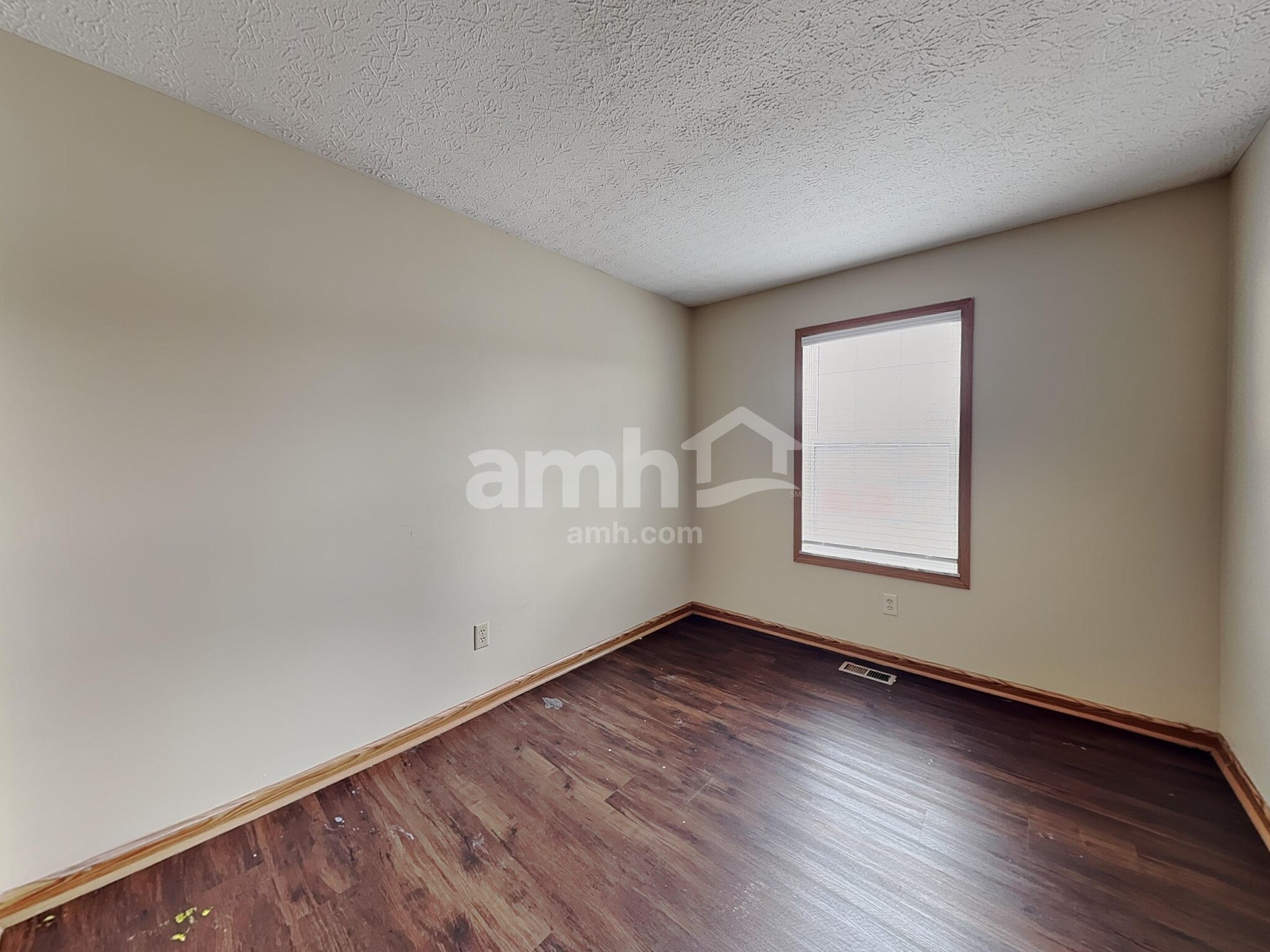 Building Photo - 4633 Stratford Ln