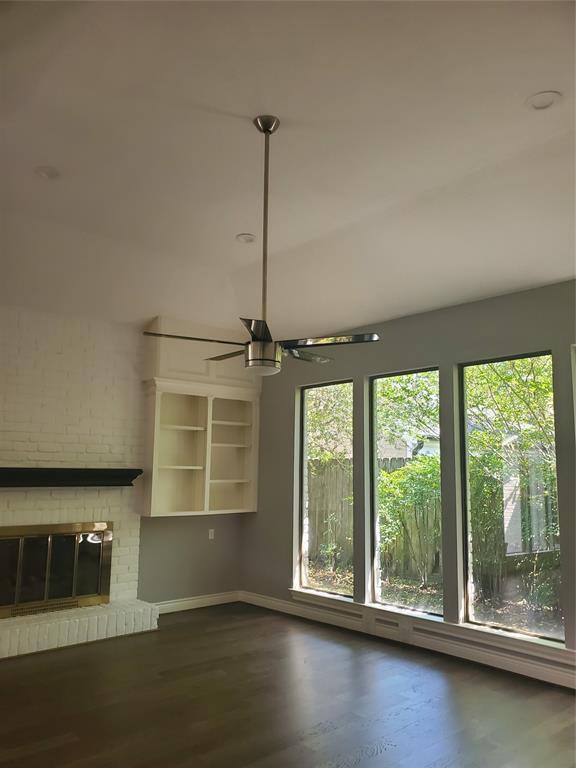 Building Photo - 12107 Carriage Hill Dr