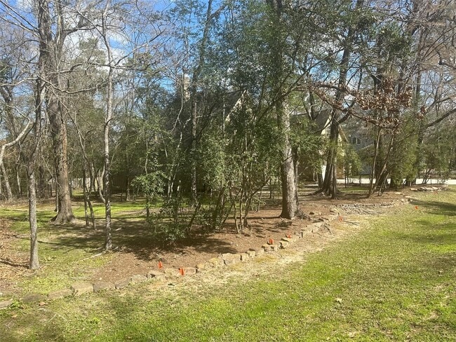 Building Photo - 38 Hillock Woods