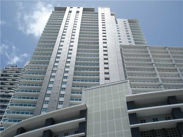 Building Photo - 1250 S Miami Ave