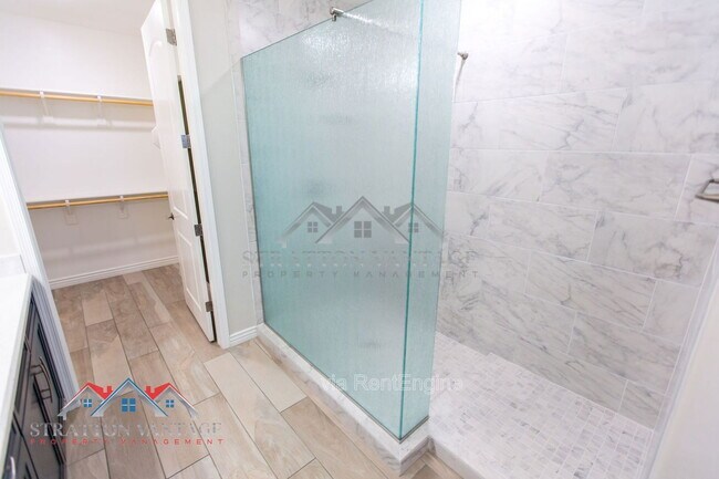 Building Photo - 5100 E Rancho Paloma Dr