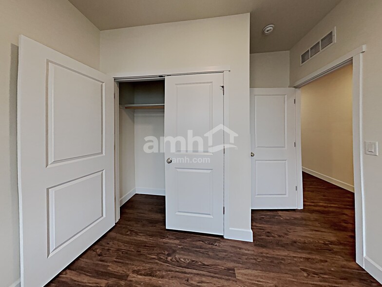 Building Photo - 4222 177th St E