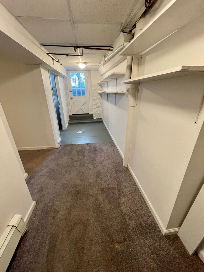 Building Photo - 27 Hopkins Ave