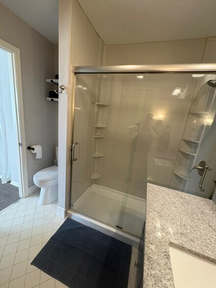 Building Photo - 2515 S Florence Pl