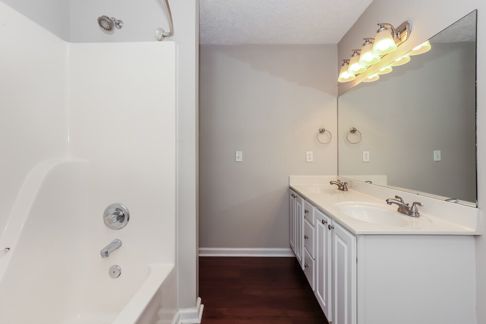 Building Photo - 3011 Wellington Pl