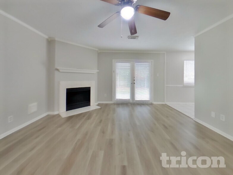 Building Photo - 18018 Heron Forest Ln
