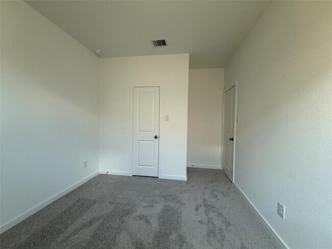 Building Photo - 16535 Mesquite Fld Dr