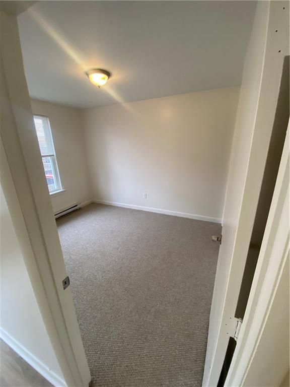 Building Photo - 174 Daboll St