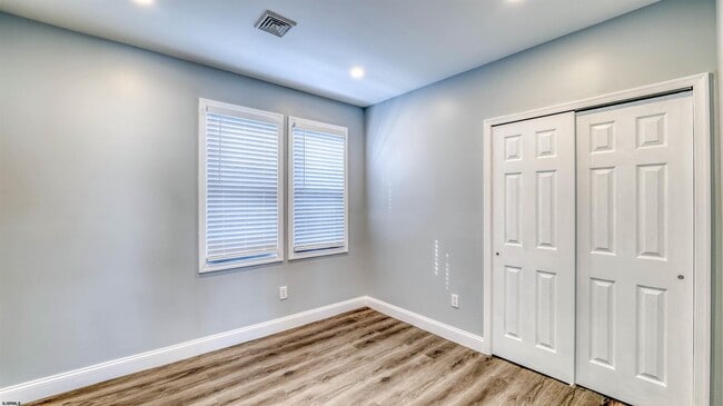 Building Photo - 5201 Ventnor Ave