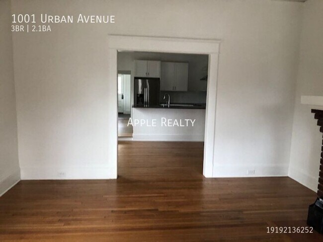 Building Photo - 1001 Urban St
