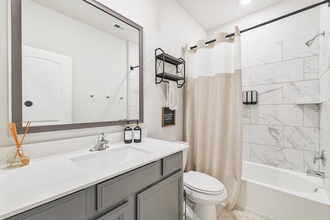 Building Photo - 20107 Percheron Pk Ln
