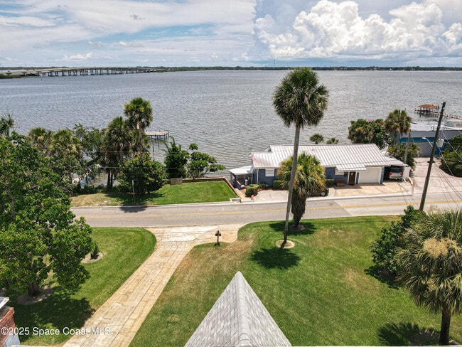Building Photo - 2811 Indian River Dr