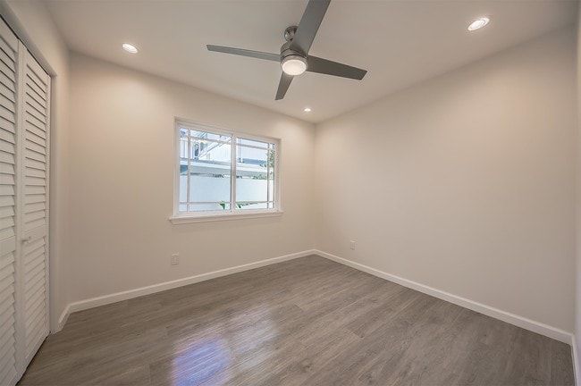 Building Photo - 3409 Kepuhi St