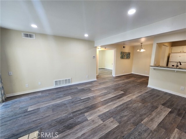 Building Photo - 13115 Le Parc Blvd