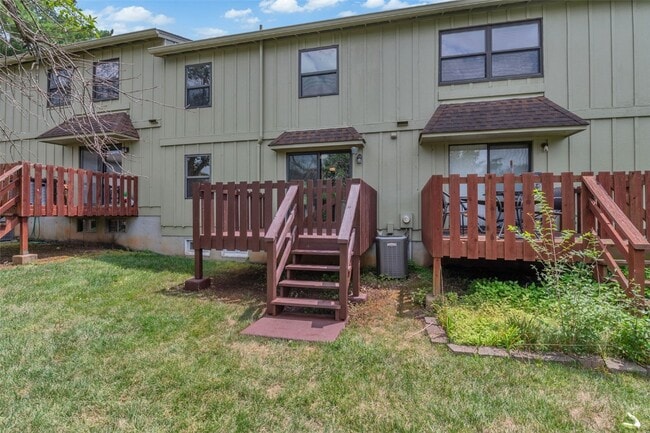 Building Photo - 13351 Hiddencrest Ln