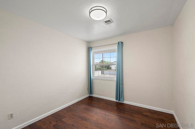 Building Photo - 4148 Cole Way