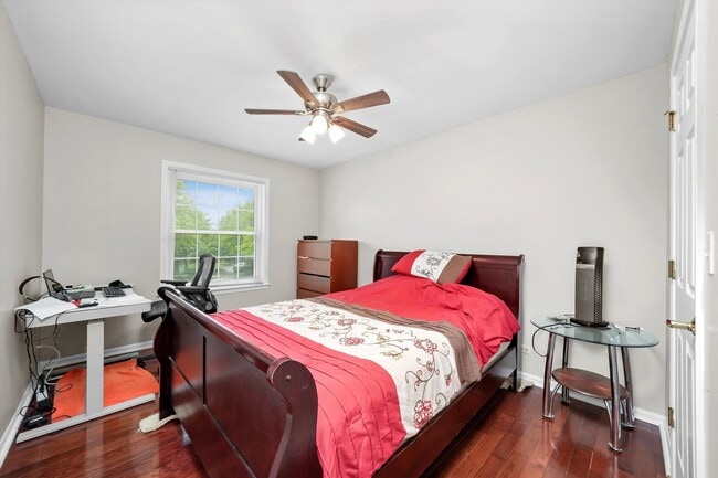 Building Photo - 2227 Avalon Ct S