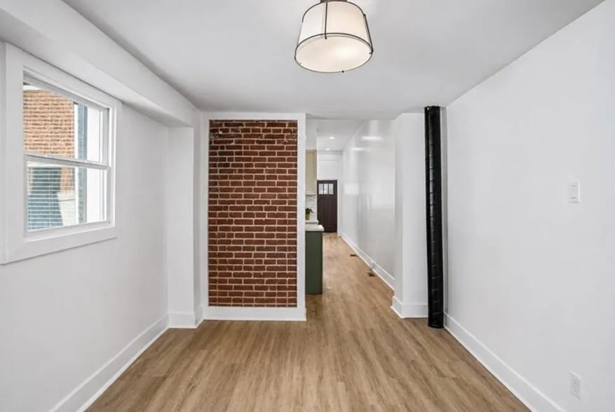 Building Photo - 2013 Forbes Ave