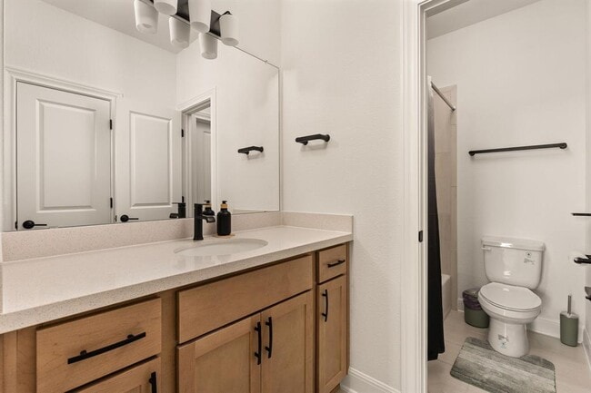 Building Photo - 2132 Cavara Cv