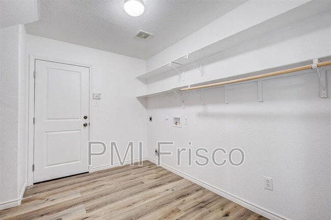 Building Photo - 934 Cedar Creek Dr